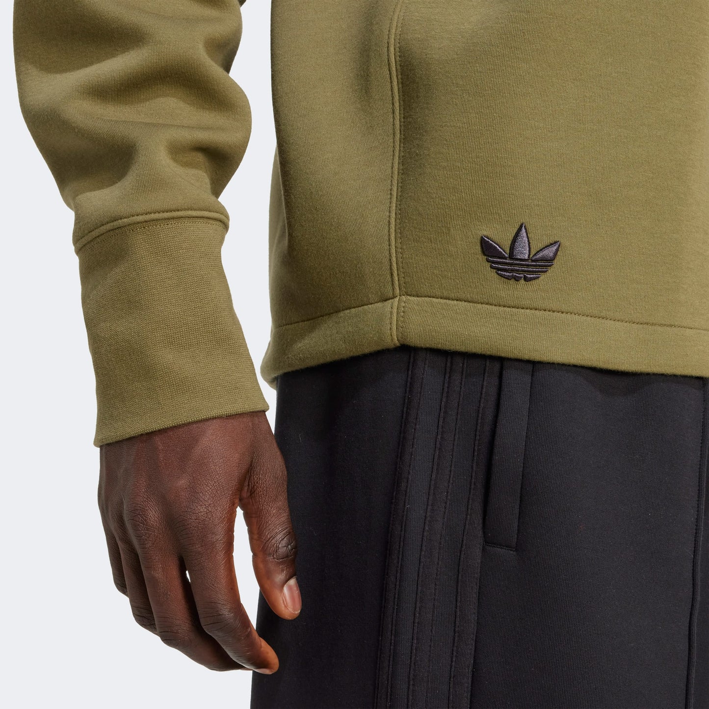 Adidas Neuclassics Uzun Kollu Yeşil Erkek Sweatshirt