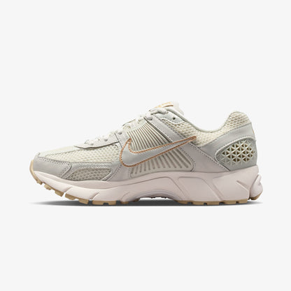 Nike Vomero Kadın Siyah Spor Ayakkabı