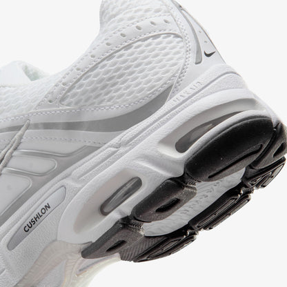 Nike Air Max Moto 2k Erkek Beyaz Spor Ayakkabı