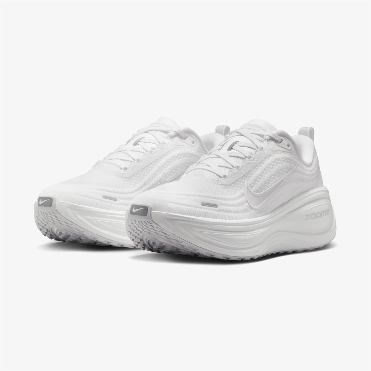 Nike Vomero Plus Kadın Beyaz Koşu Ayakkabısı