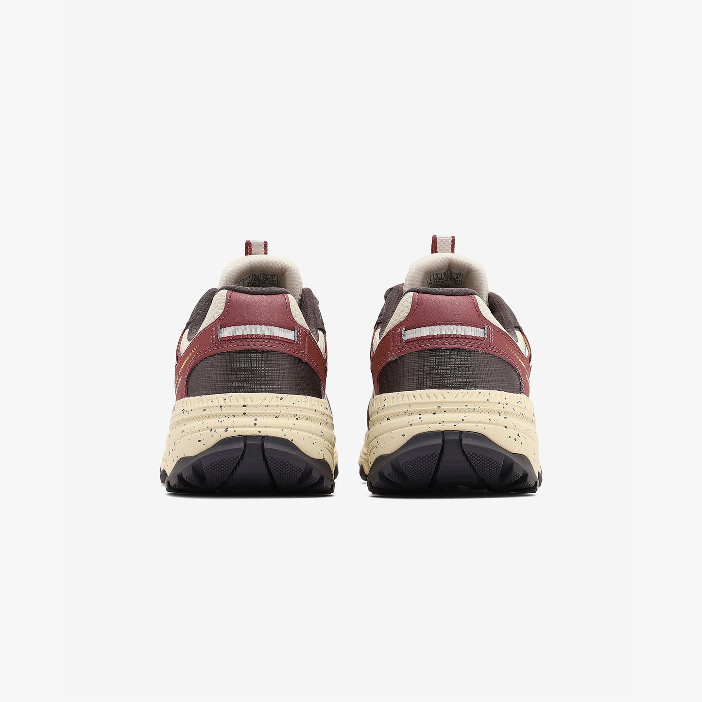 Skechers Go Run Altitude 2.0 Ravine Kadın Bej Outdoor Ayakkabı
