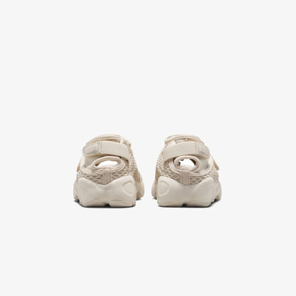Nike Air Rift Kadın Beyaz Spor Ayakkabı