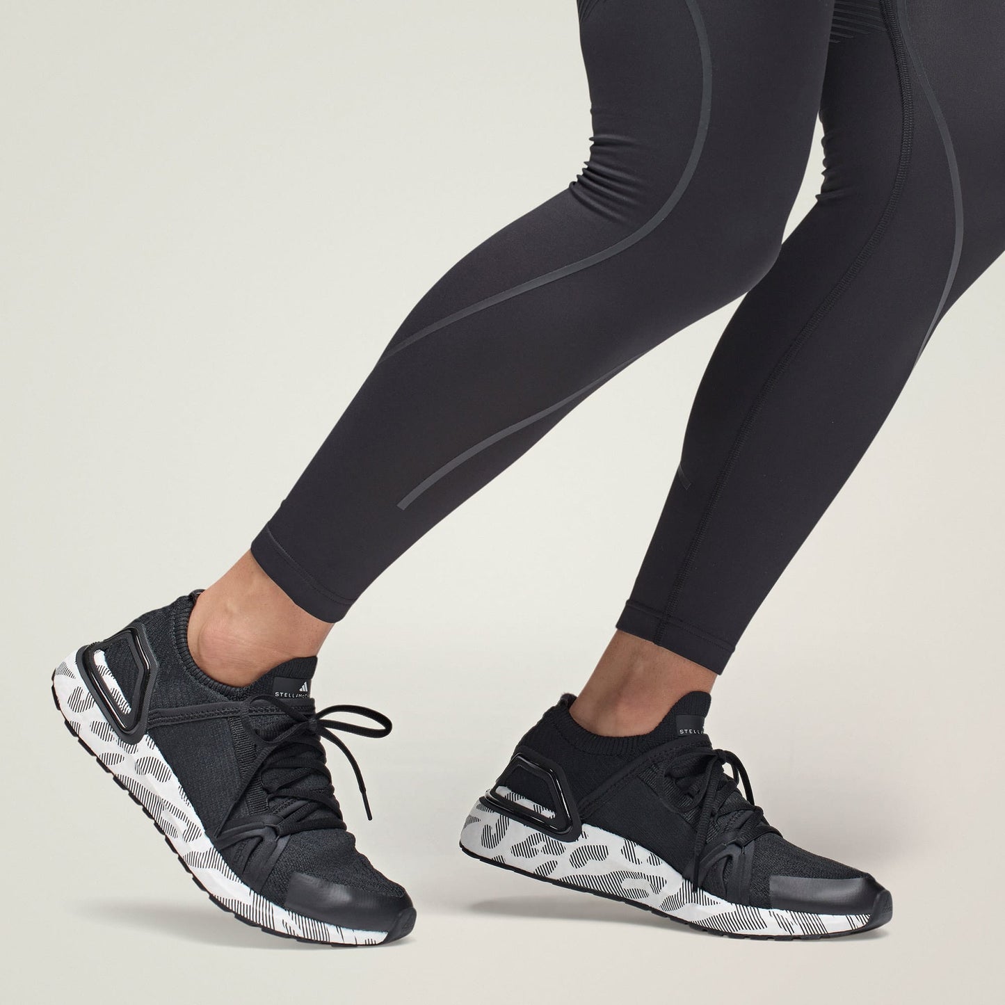 Adidas By Stella Mccartney Ultraboost 20 Kadın Siyah Spor Ayakkabı