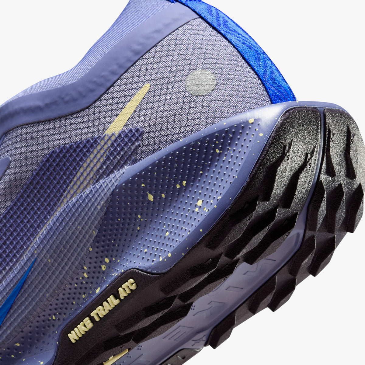 Nike Pegasus Trail 5 Gore-tex Kadın Mavi Koşu Ayakkabısı