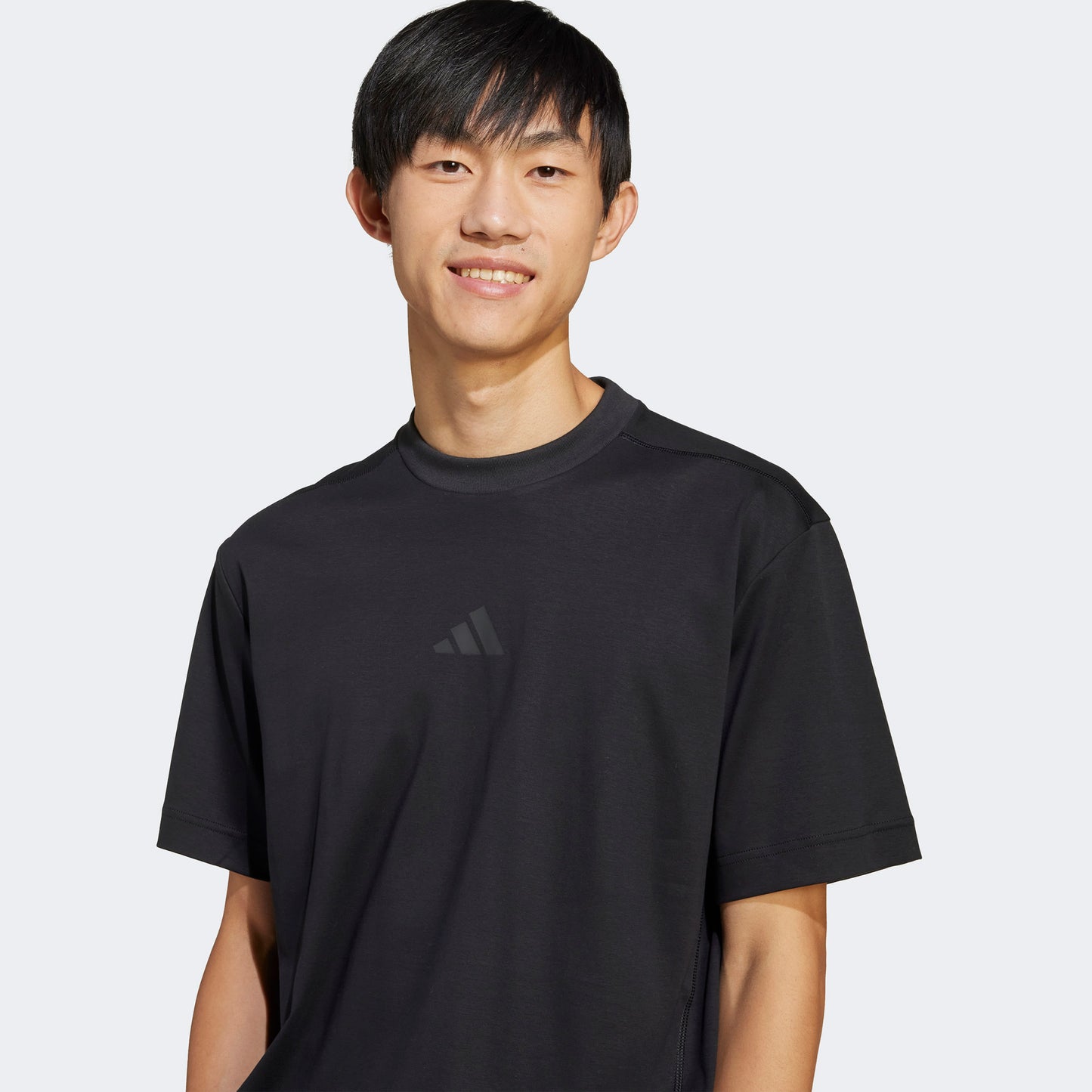 Adidas City Escape Erkek Siyah T-shirt