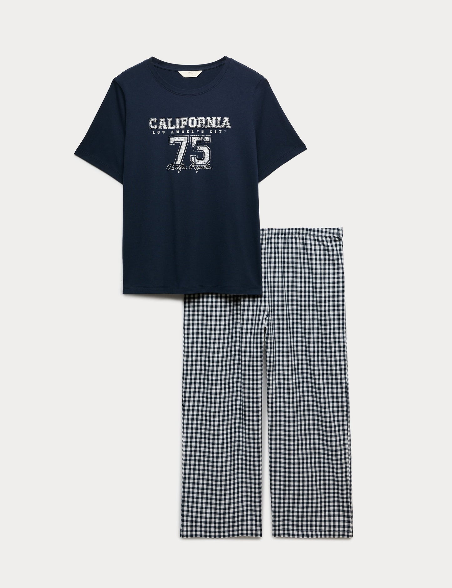 Desenli Pijama Takımı