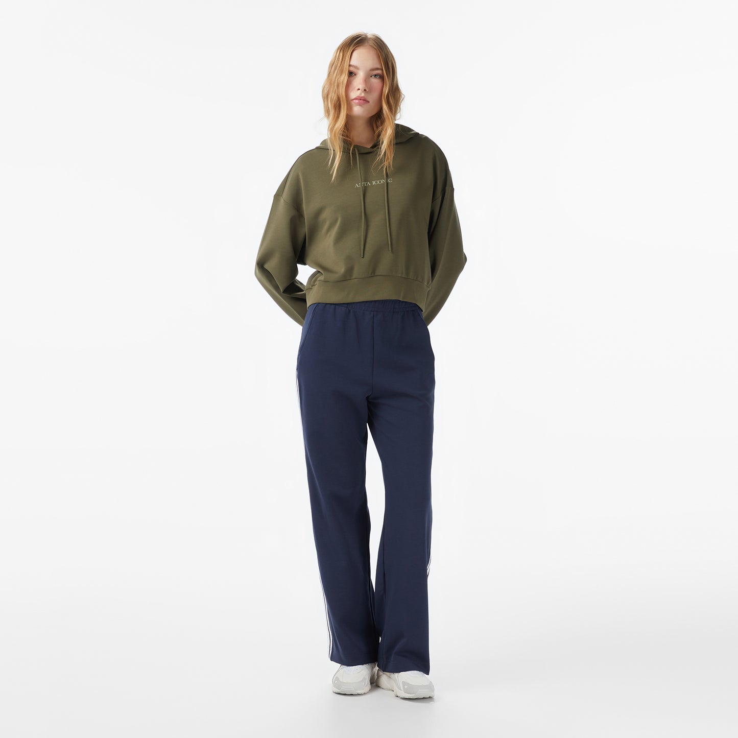 Anta Iconic Kadın Yeşil Sweatshirt