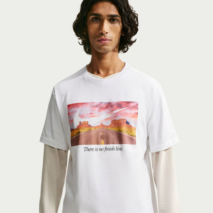 Nike Sportswear Club Photo Erkek Beyaz T-shirt
