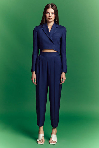 Bağlama Detaylı Lacivert Crop Blazer