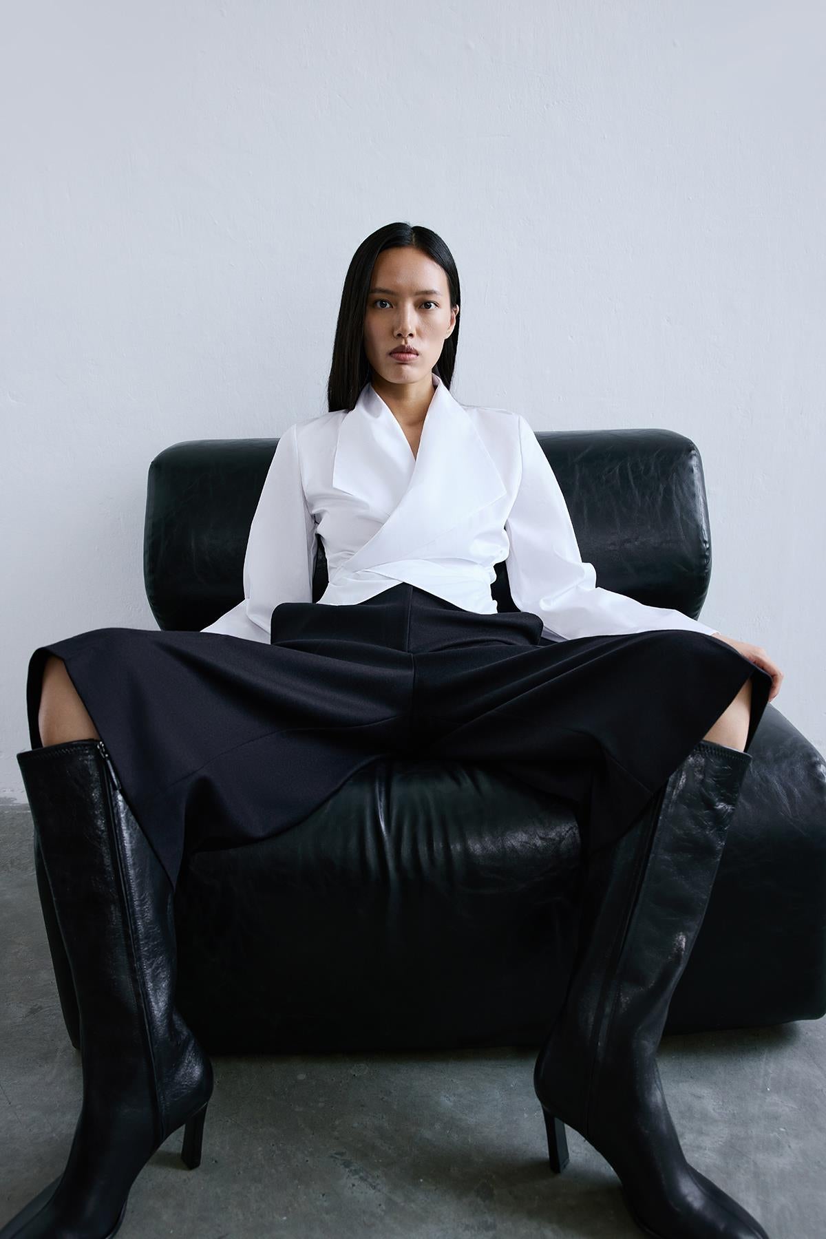Bağlama Detaylı Uzun Kollu Beyaz Gömlek