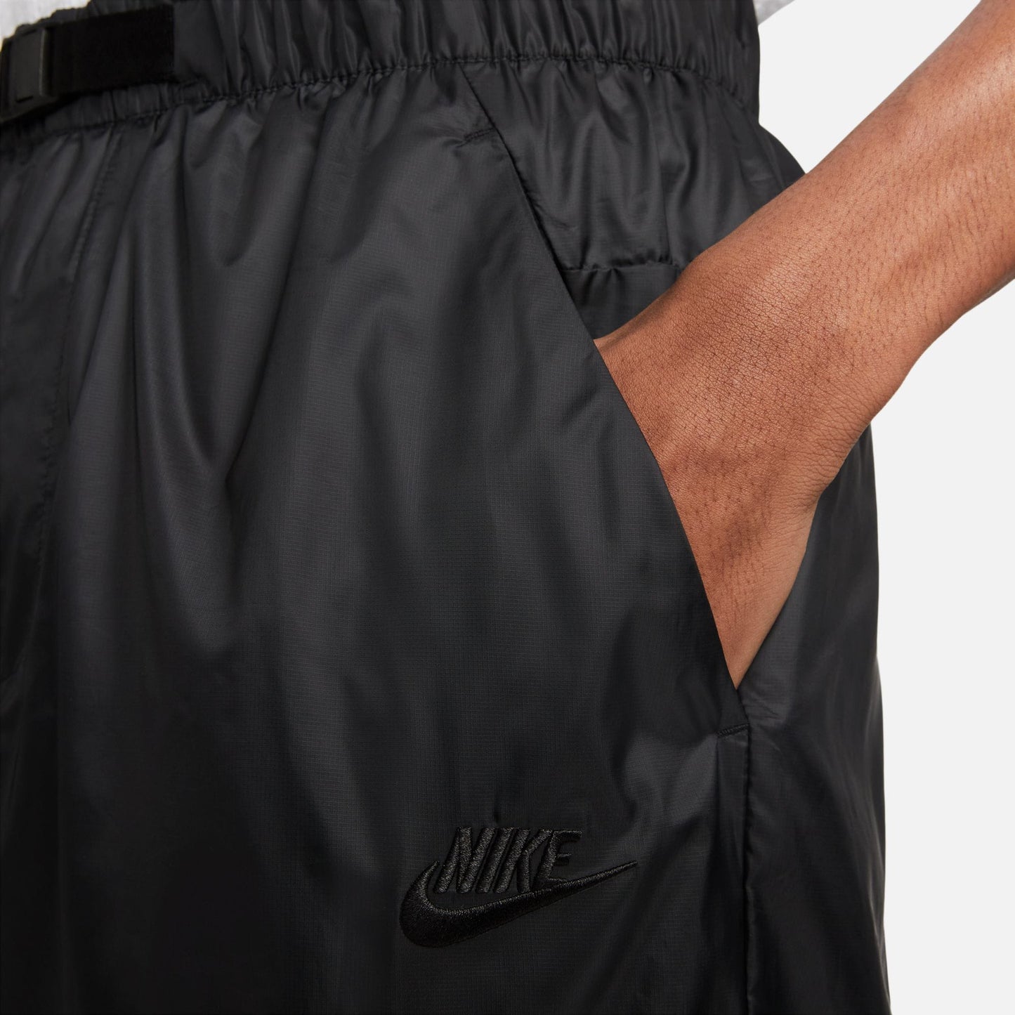 Nike Tech Woven Lined Erkek Siyah Eşofman Altı