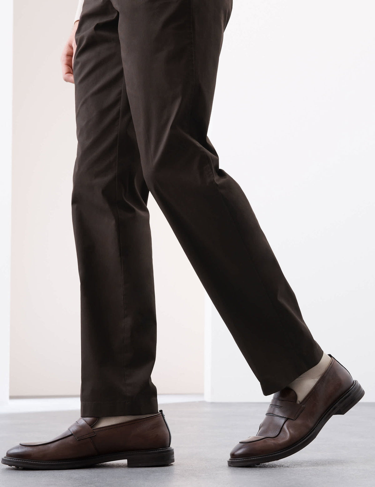 Regular Fit Süper Lightweight Chino Pantolon