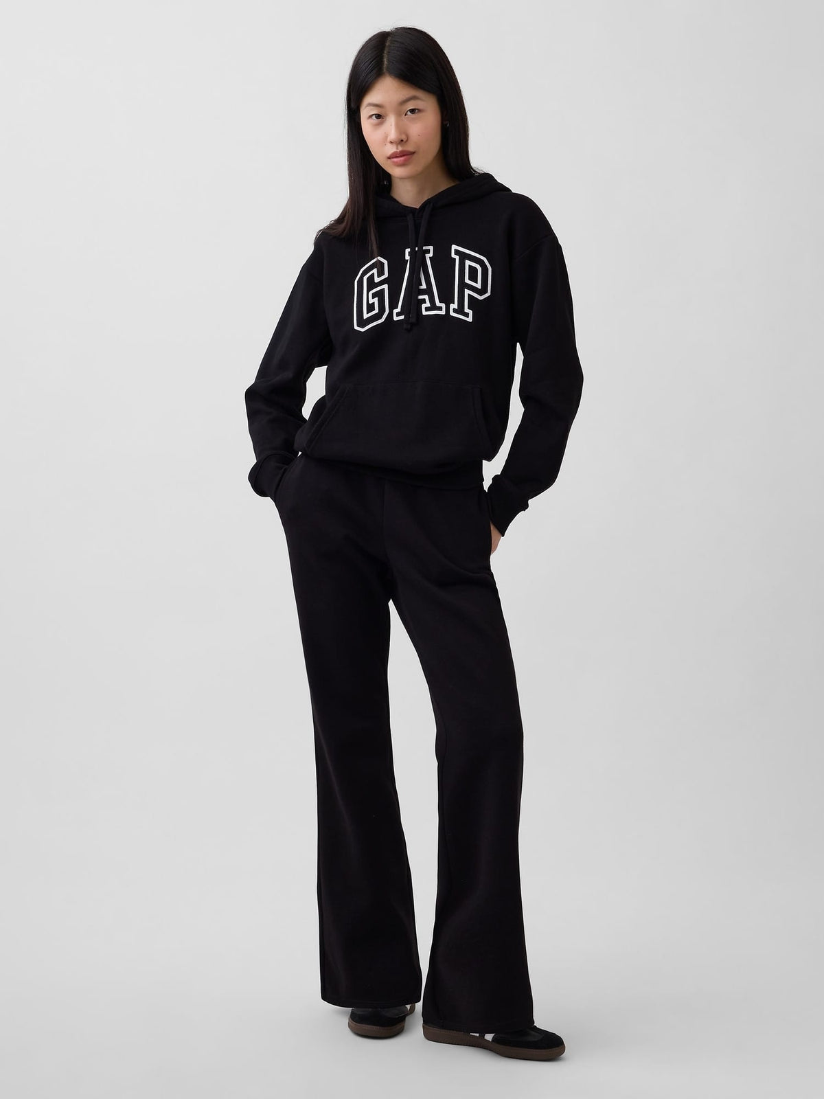 Siyah Gap Logo Fleece Sweatshirt