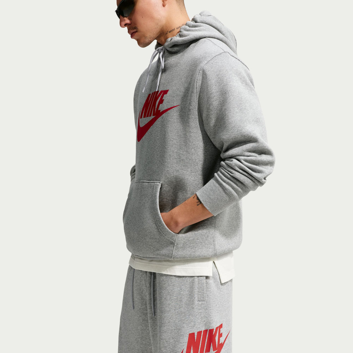 Nike Club Alumni Erkek Gri Şort