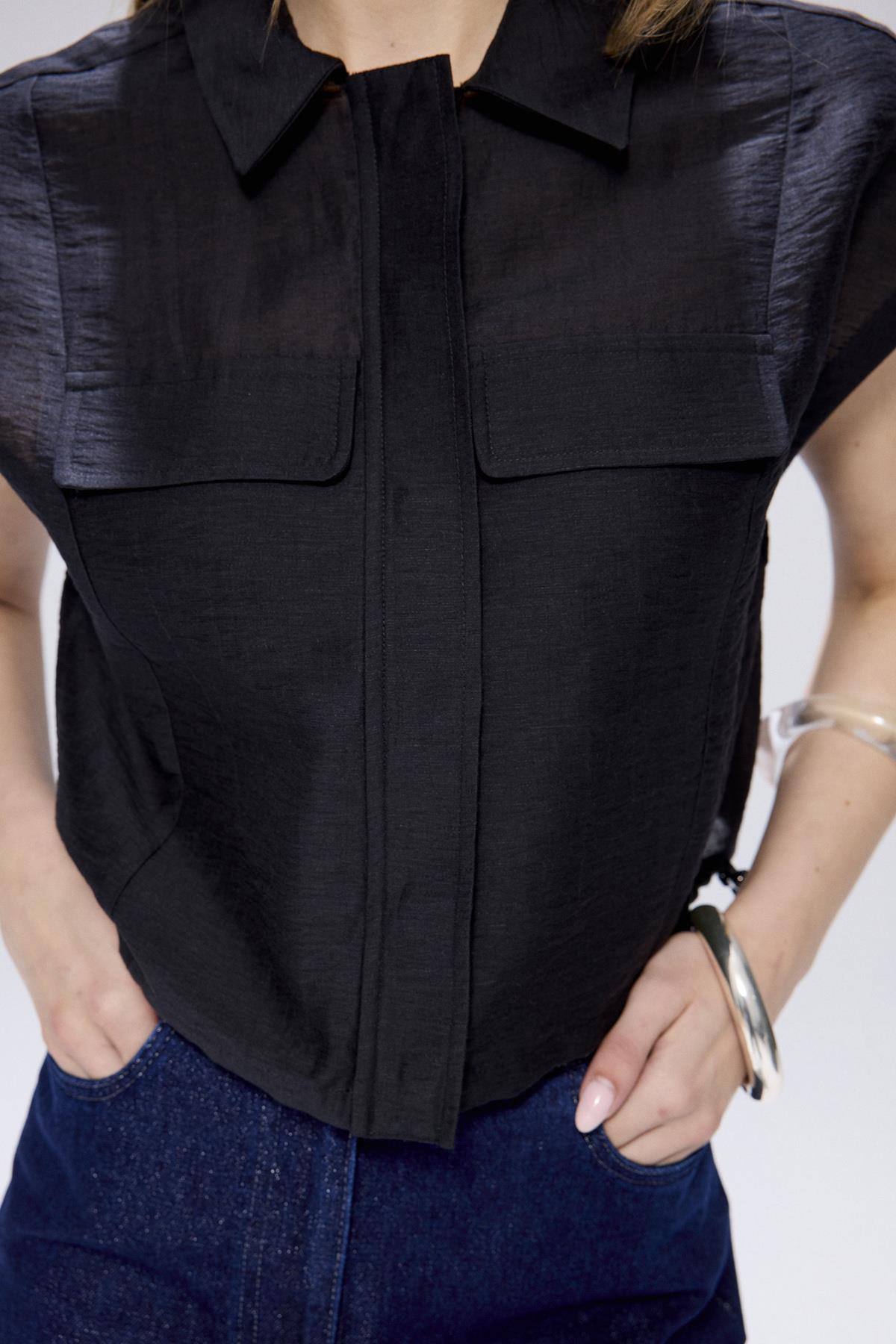 Beli Ayarlanabilir Büzgülü Siyah Crop Gömlek