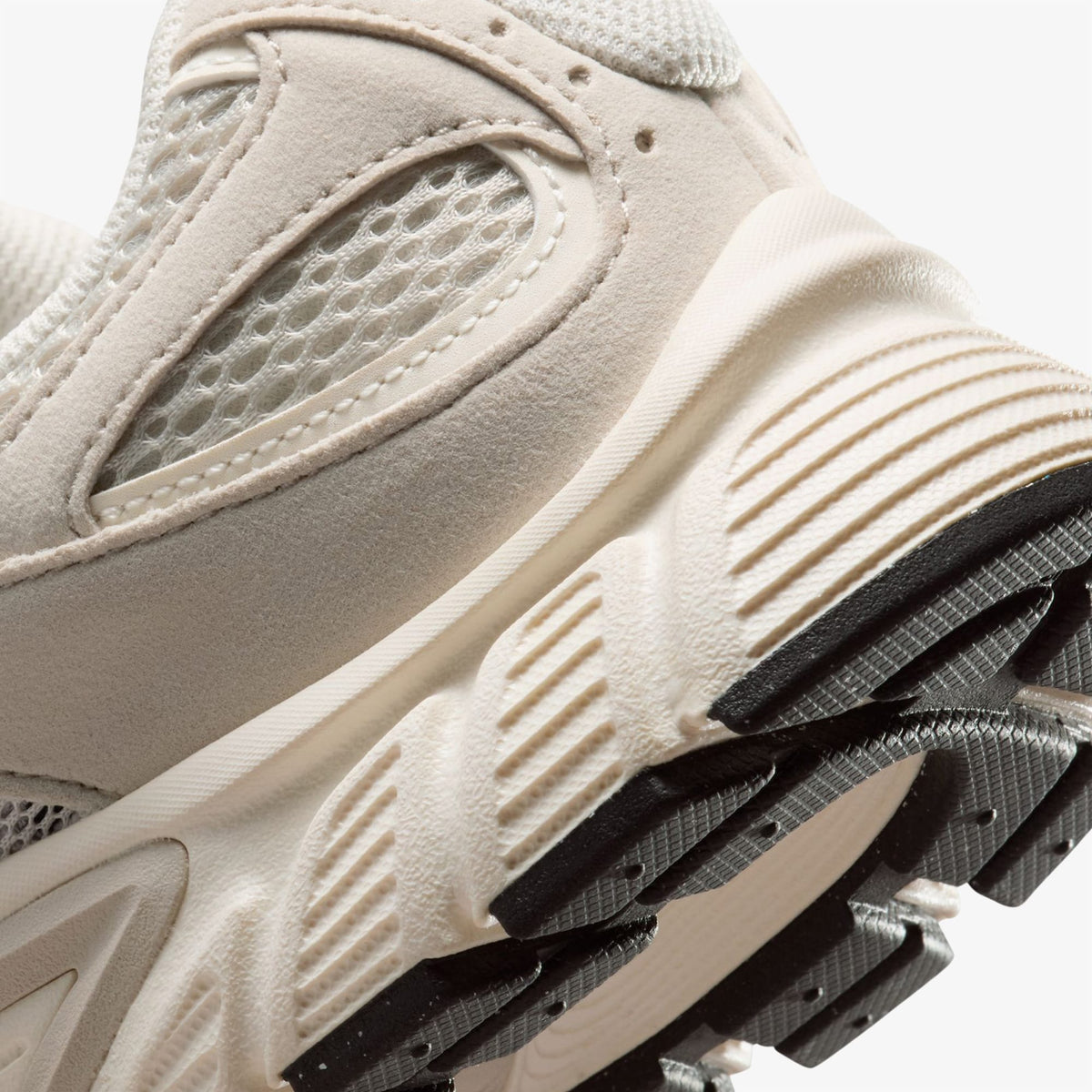 Nike V5 Rnr Kadın Krem Spor Ayakkabı
