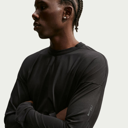Nike Dri Fit 24.7 Erkek Siyah T-shirt