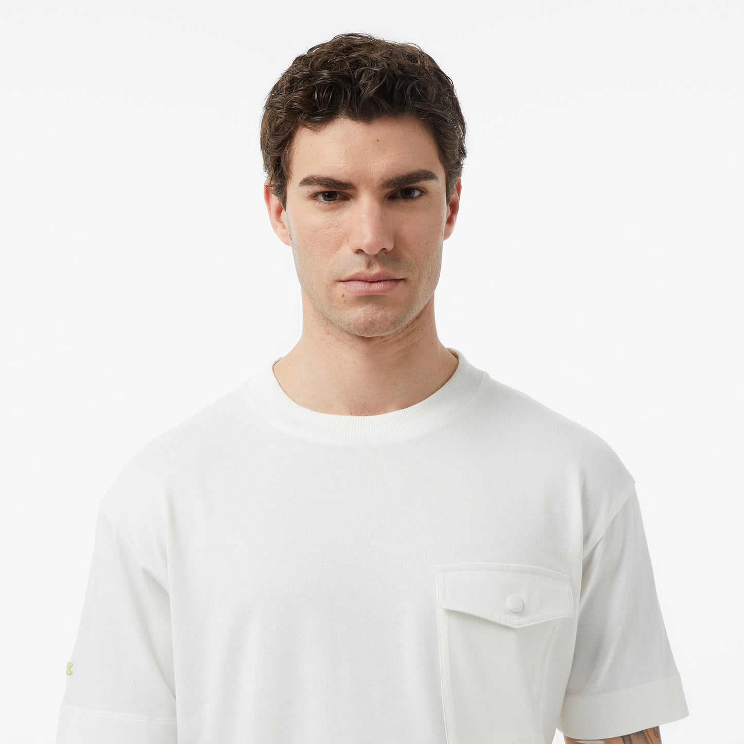 Lacoste Erkek Relaxed Fit Bisiklet Yaka Krem T-shirt