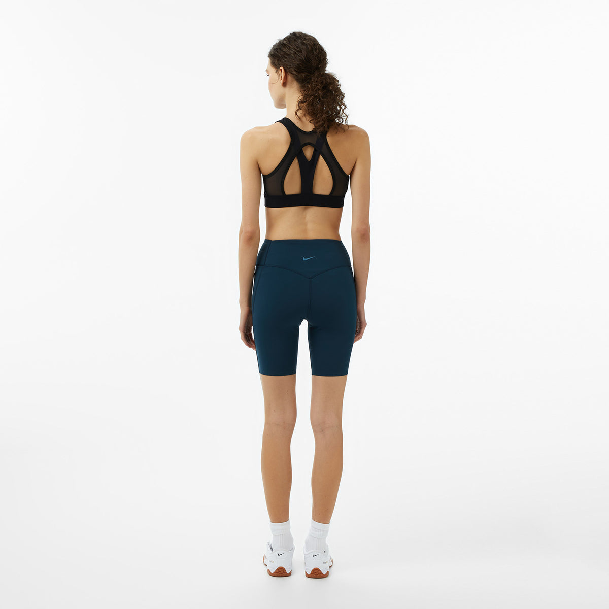 Nike Universa High-waisted 8 Kadın Siyah Koşu Şortu