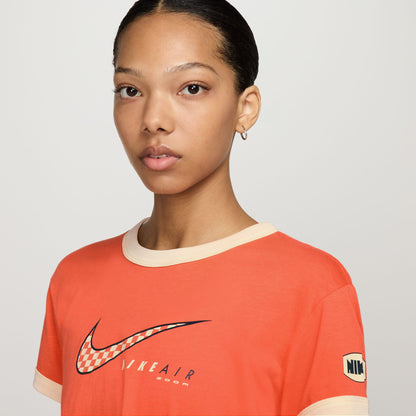 Nike Sportswear Club Kadın Turuncu T-shirt