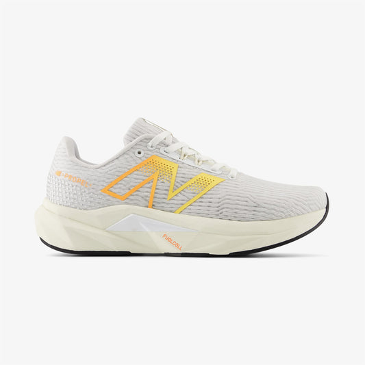 New Balance Fuelcell Propel V5 Kadın Beyaz Koşu Ayakkabısı