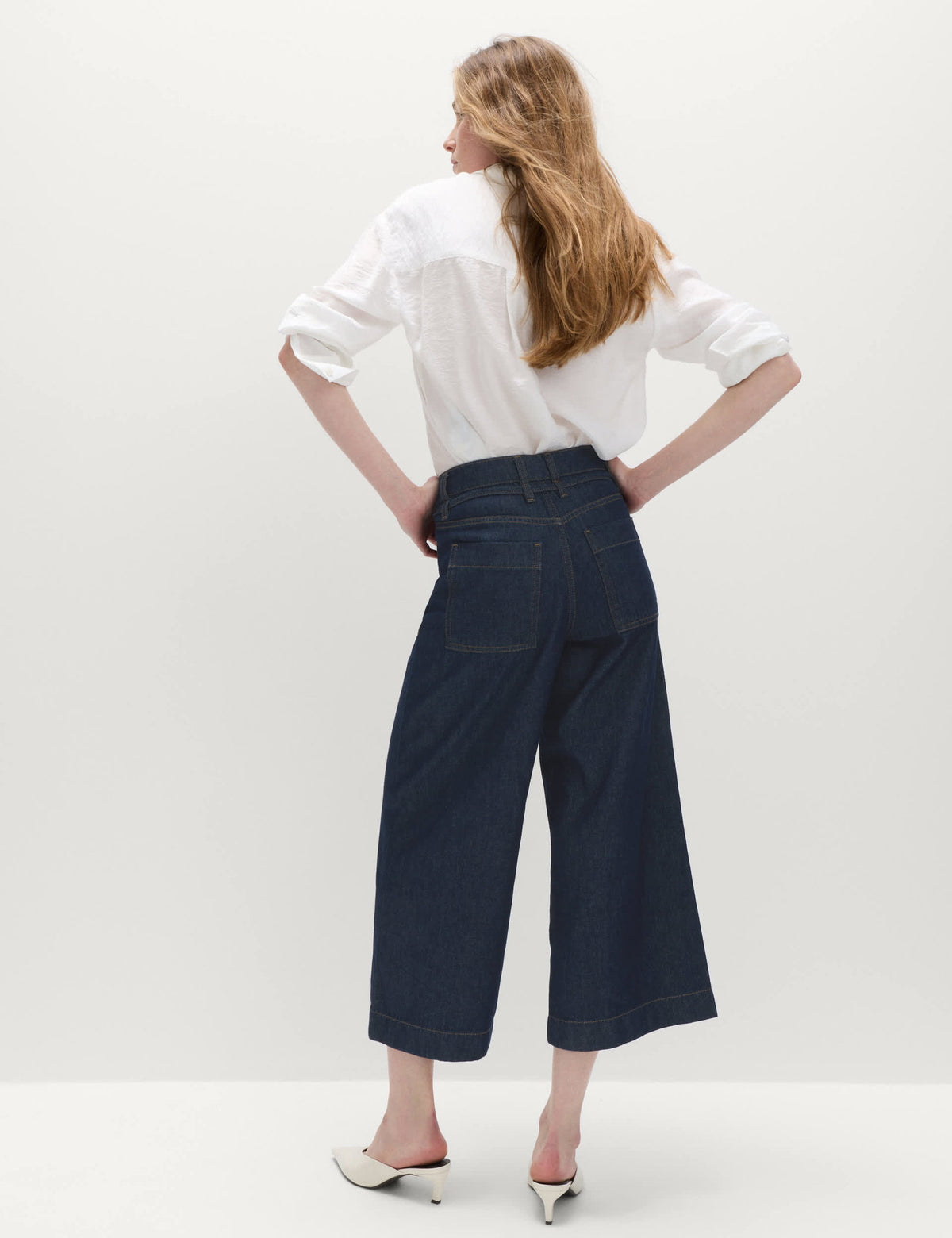 Denim Yüksek Bel Geniş Paça Kısa Pantolon