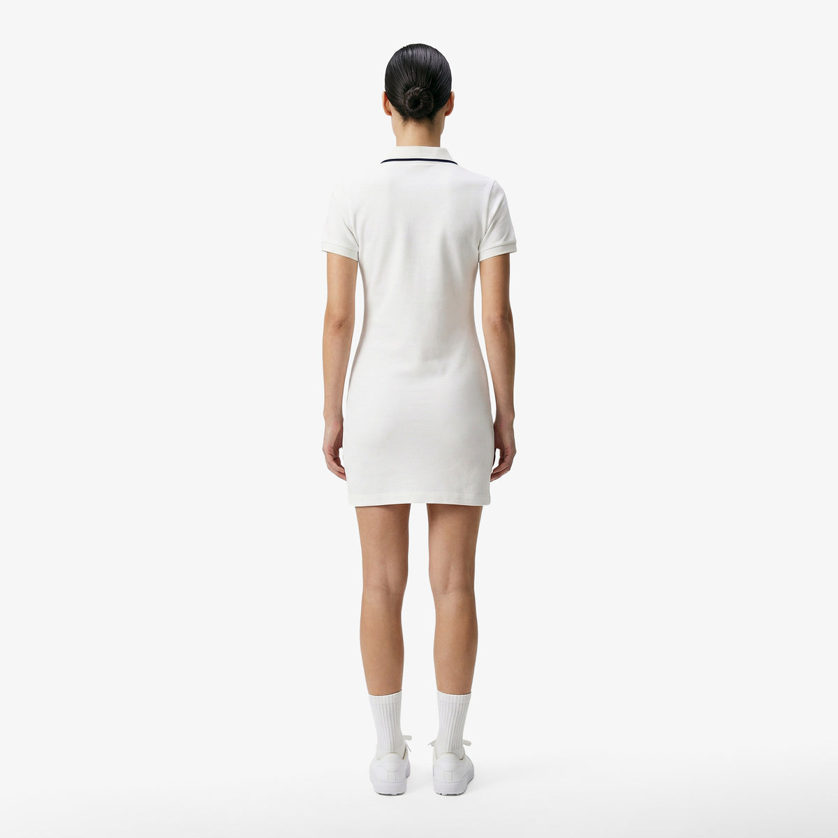 Lacoste Kadın Classic Fit Kısa Kollu Polo Yaka Beyaz Elbise
