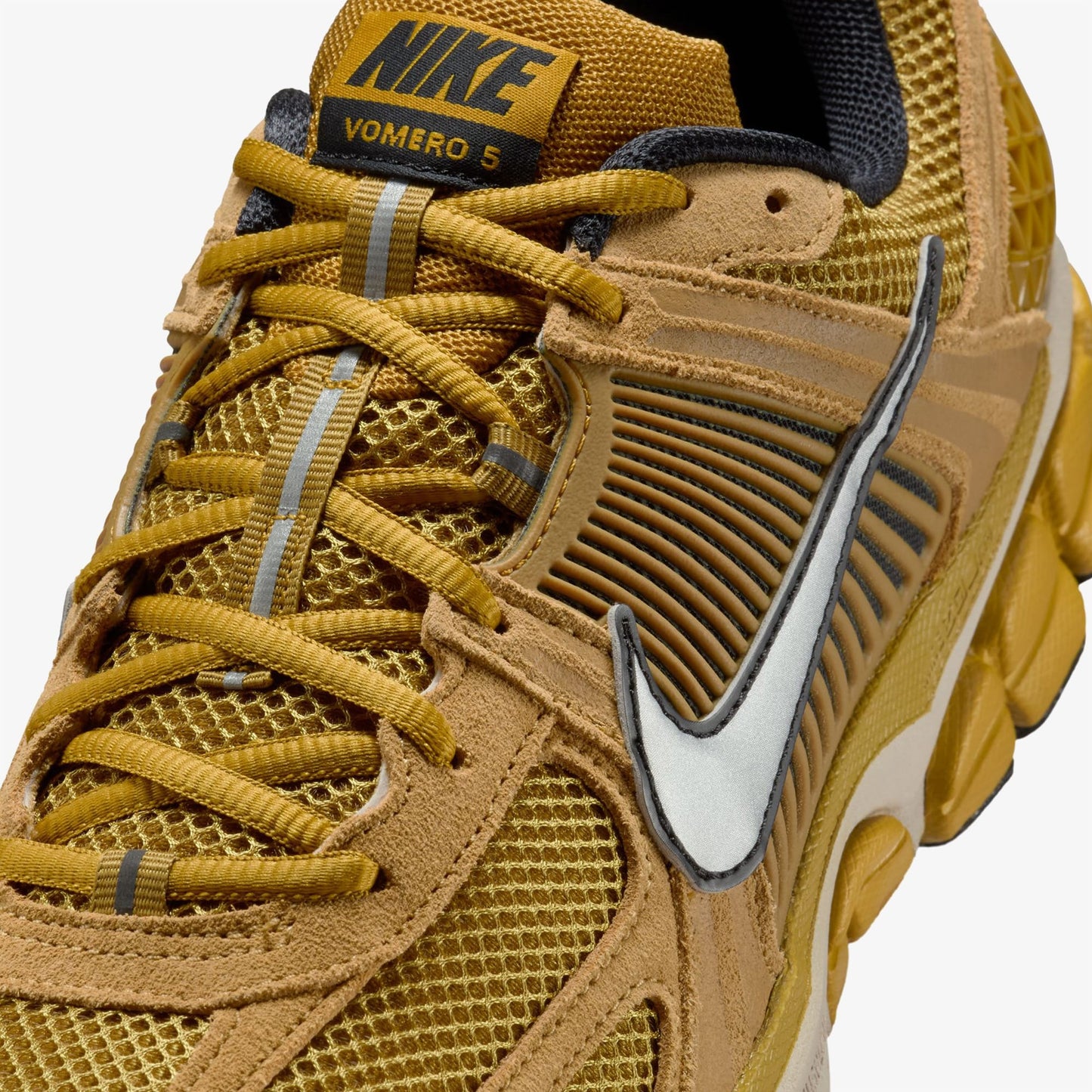 Nike Zoom Vomero 5 Erkek Kahverengi Spor Ayakkabı