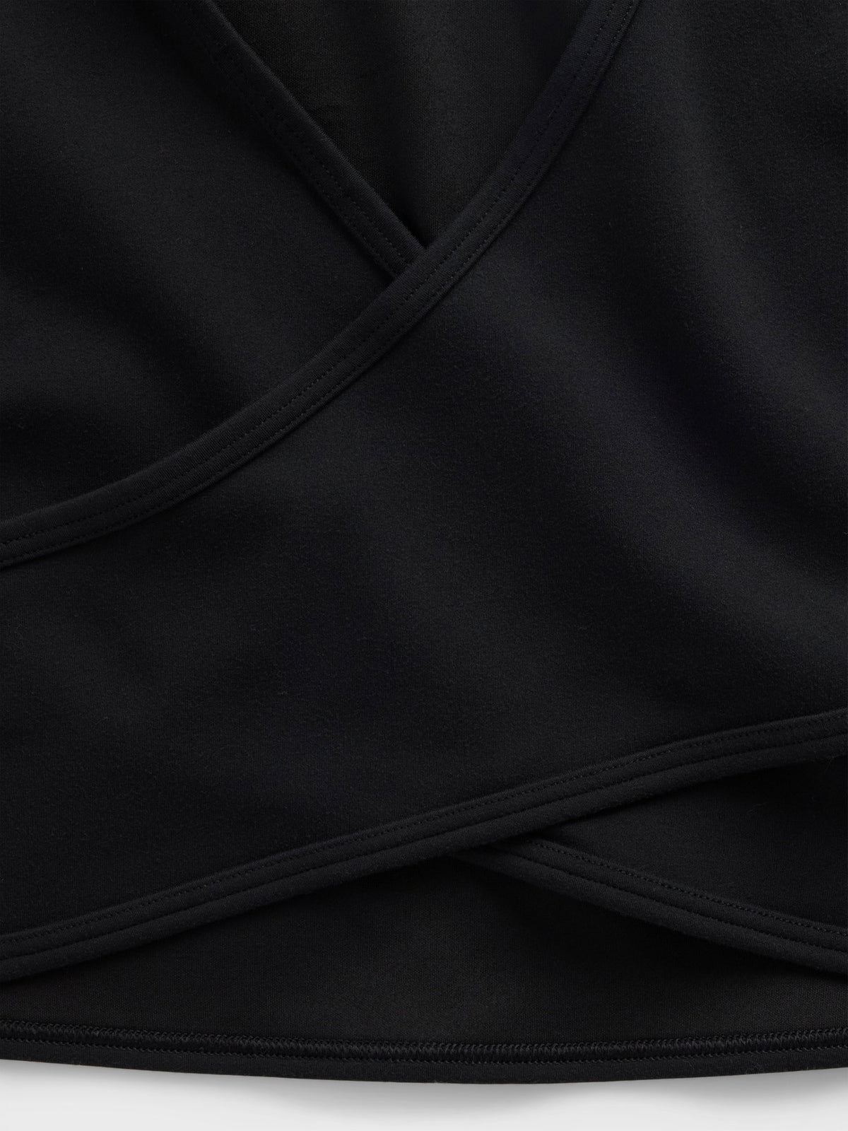Siyah Gapfit Smooth Reversible Wrap Crop T-shirt