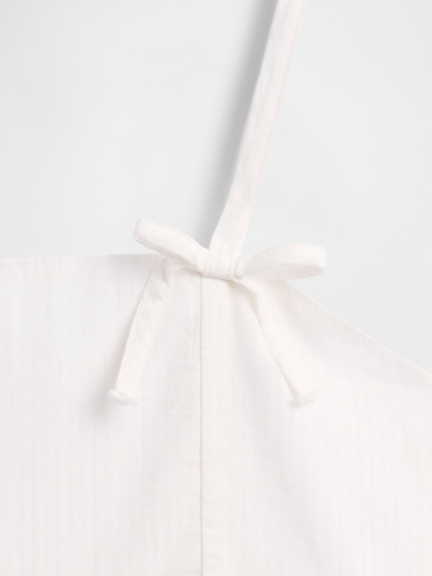 Beyaz Askılı Peplum Bluz