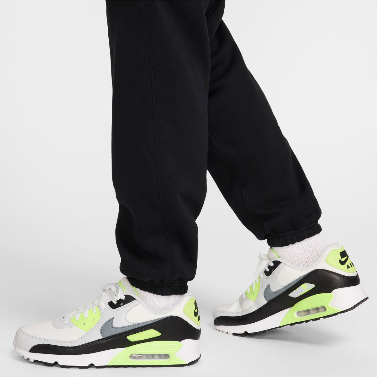 Nike Club Fleece Kargo Erkek Siyah Eşofman Altı