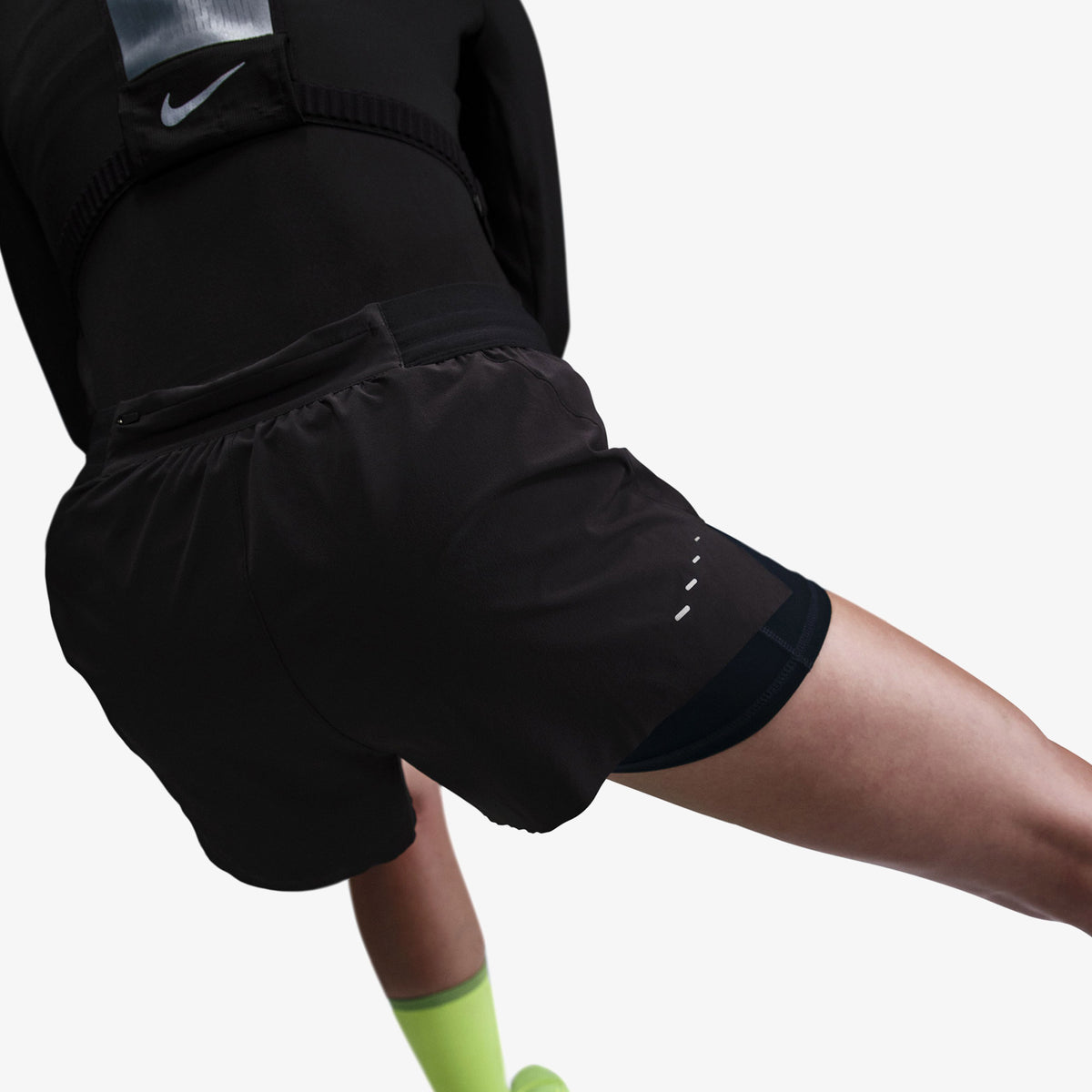 Nike Swift Kadın Siyah Koşu Şortu