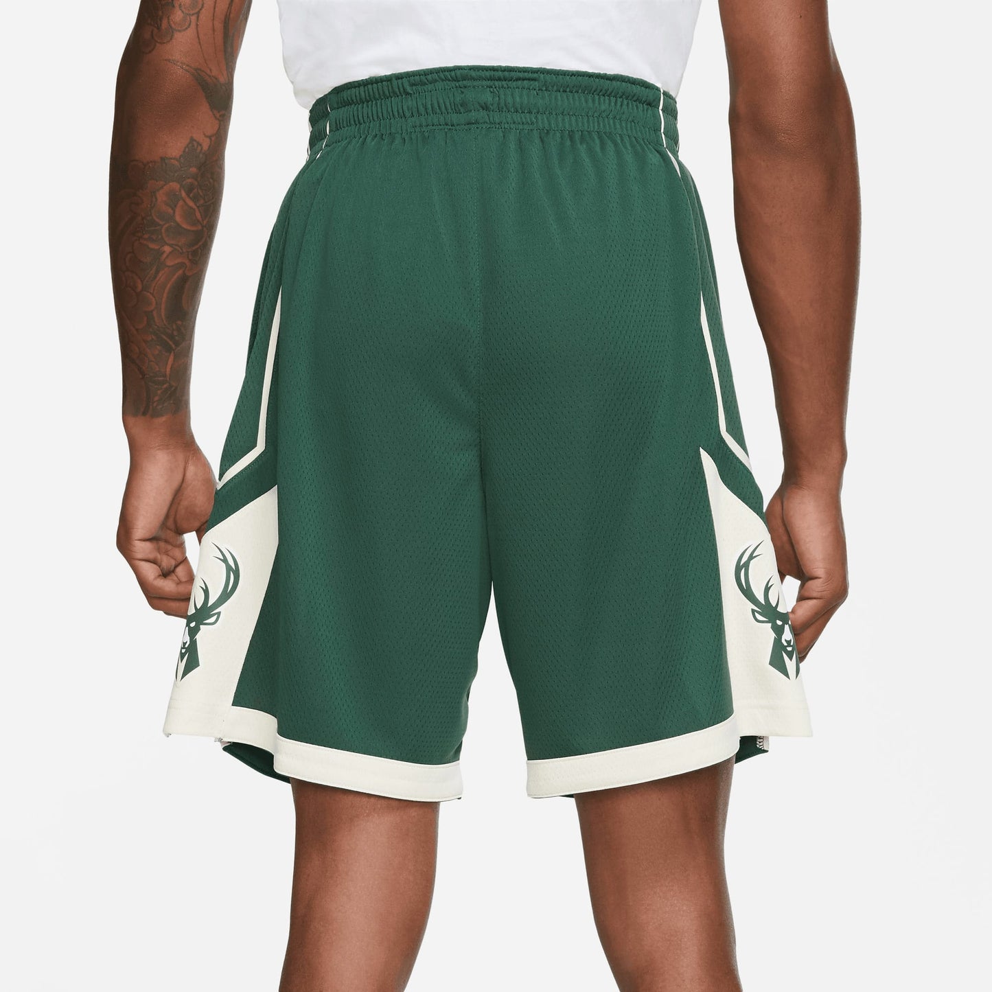 Nike Milwaukee Bucks Erkek Yeşil Basketbol Şortu