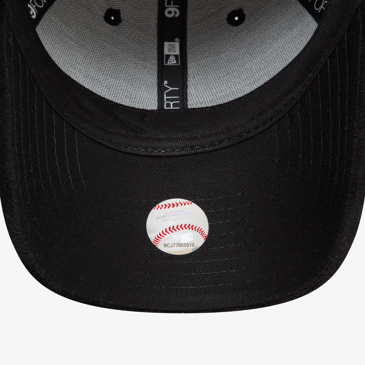 New Era Crinkled 9forty Losdod Kadın Siyah Şapka