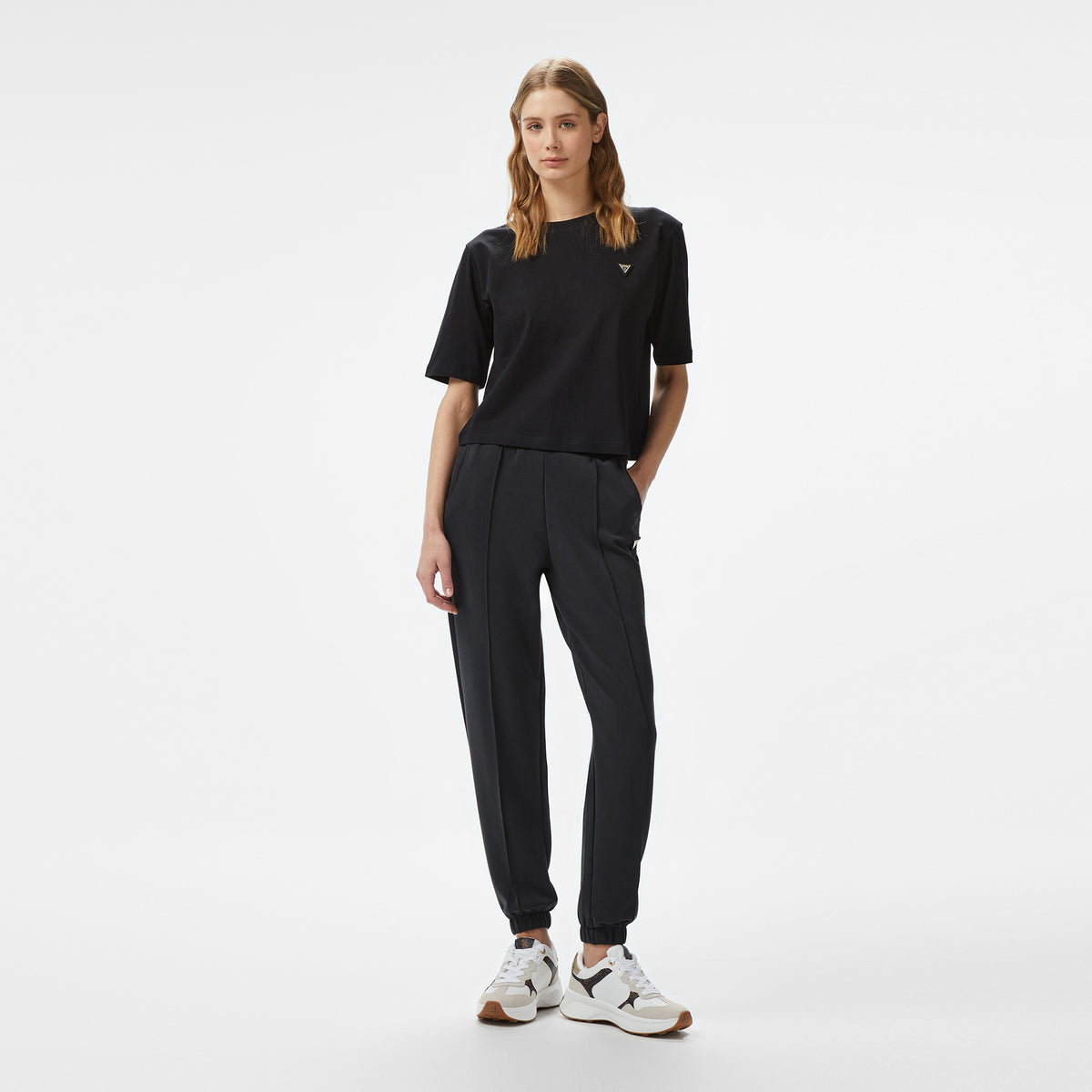 Guess Colette Boxy Mid Organic Stream Kadın Siyah T-shirt