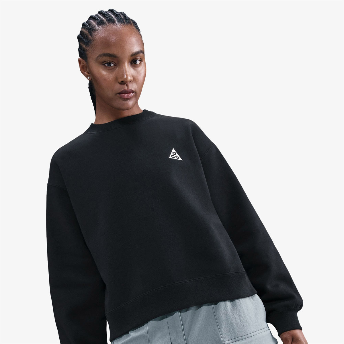 Nike Acg Therma Fit Tuff Fleece Crew Kadın Siyah Sweatshirt