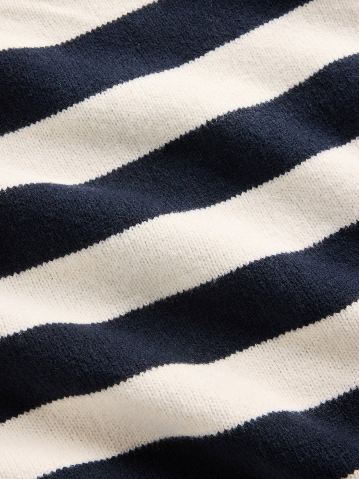 Beyaz Gap × A.p.c. Logo Şerit Battaniye
