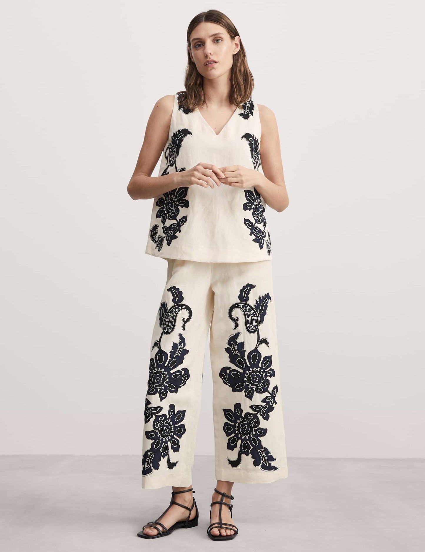 Jaeger Işleme Detaylı Wide Leg Keten Pantolon