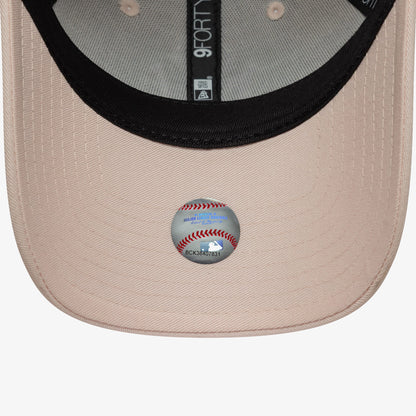 New Era Metallic Logo 9forty Neyyan Unisex Pembe Şapka
