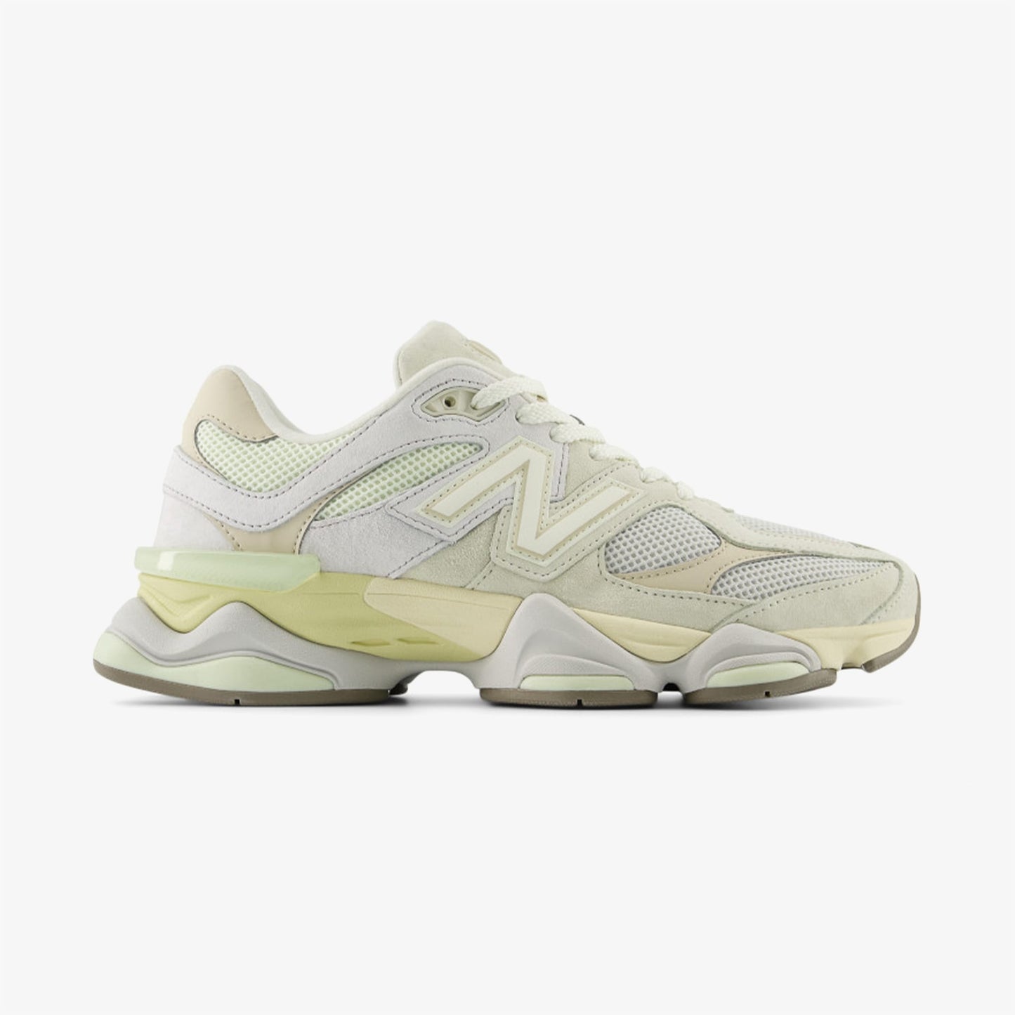 New Balance 9060 Kadın Beyaz Spor Ayakkabı