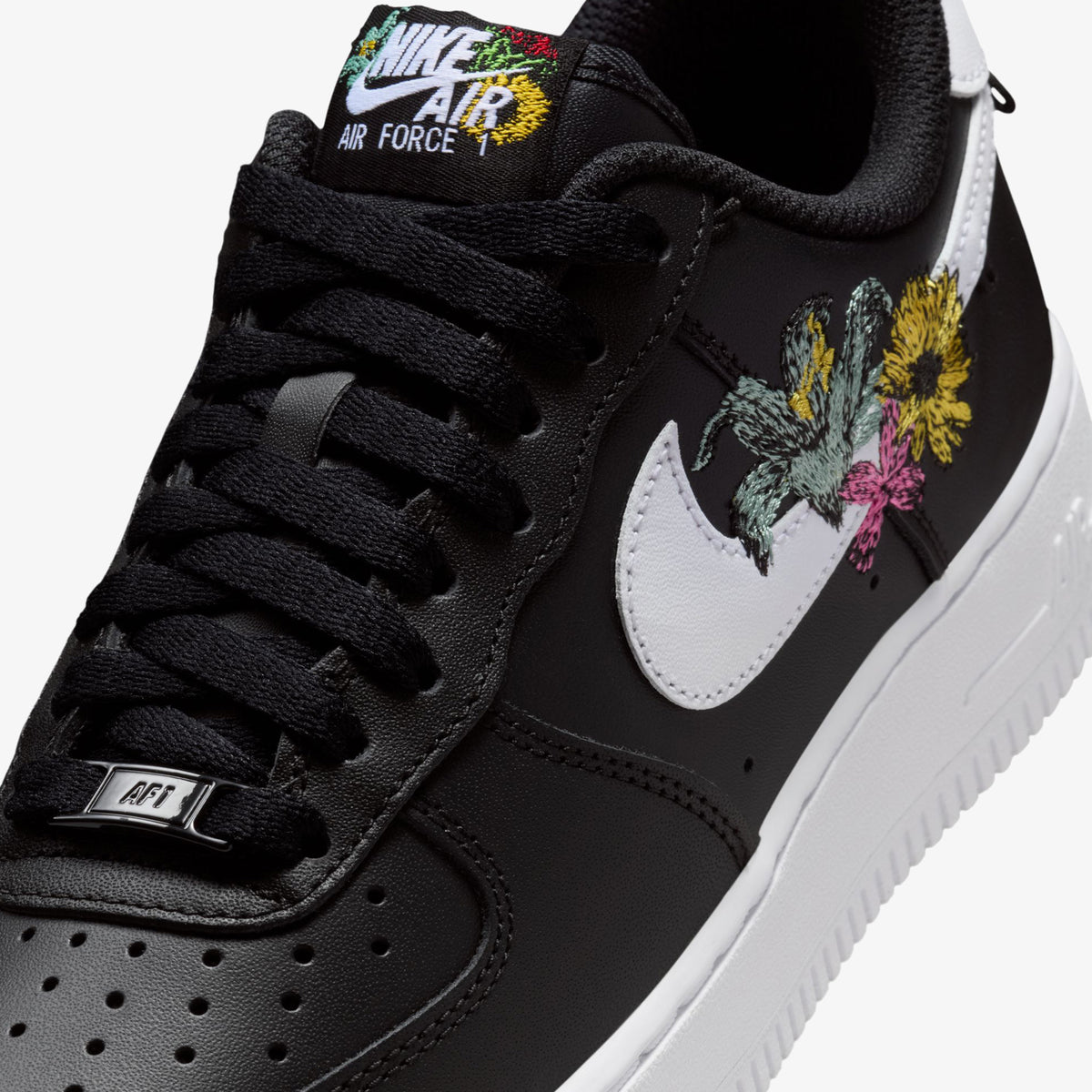 Nike Air Force 1 Kadın Siyah Spor Ayakkabı