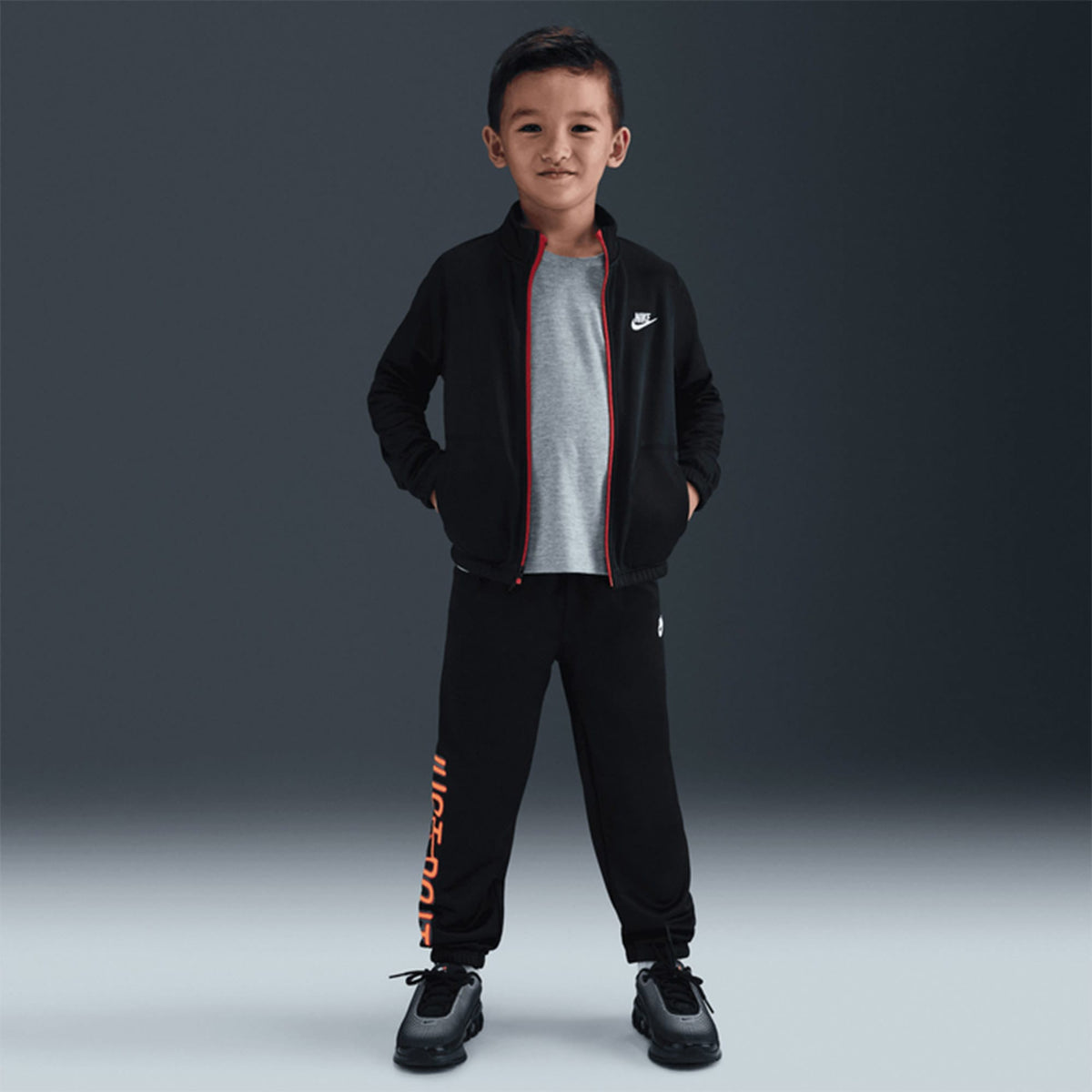 Nike Sportswear Reveal Set Çocuk Siyah Eşofman Takımı