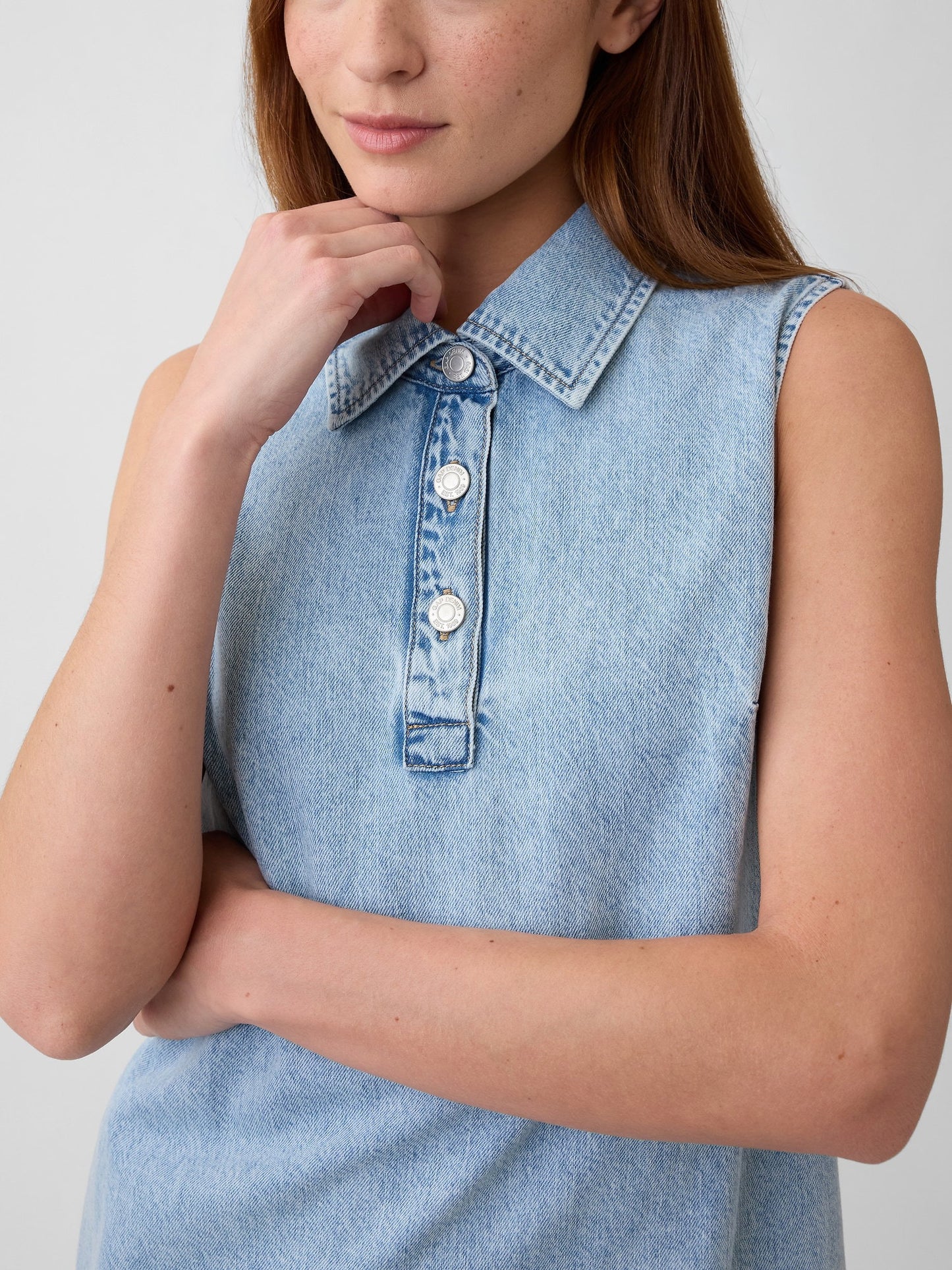 Açık Mavi Kolsuz Yaka Detaylı Denim Mini Elbise