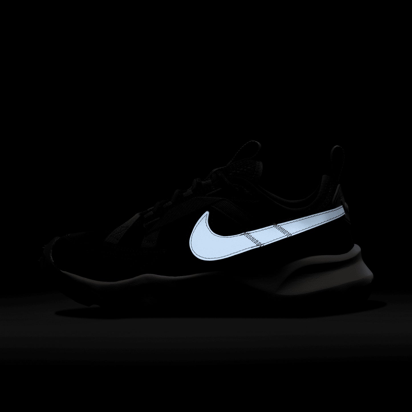 Nike Tc 7900 Kadın Siyah Spor Ayakkabı