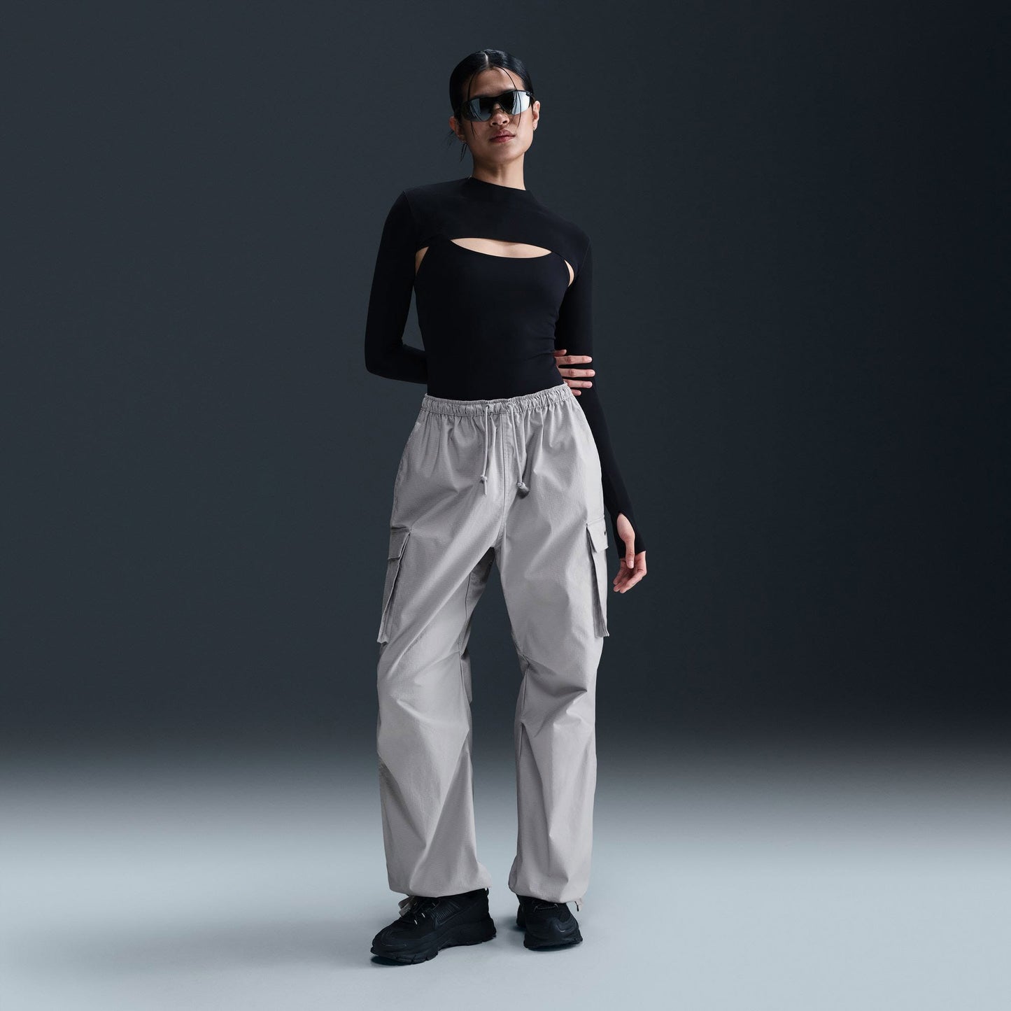 Nike Street Kadın Gri Pantolon