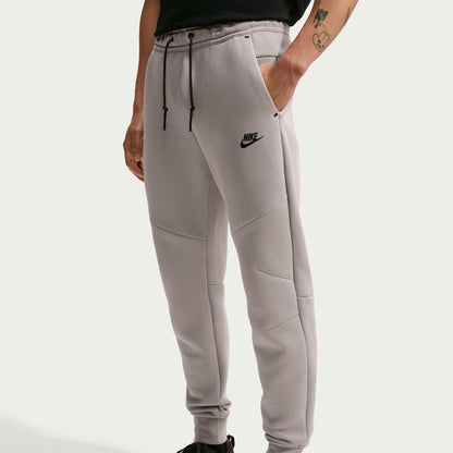 Nike Tech Fleece Jogger Erkek Gri Eşofman Altı