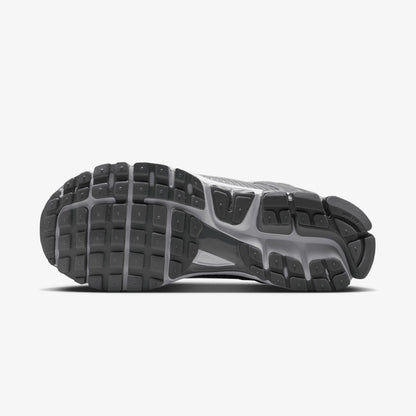 Nike Zoom Vomero 5 Erkek Gri Sneaker