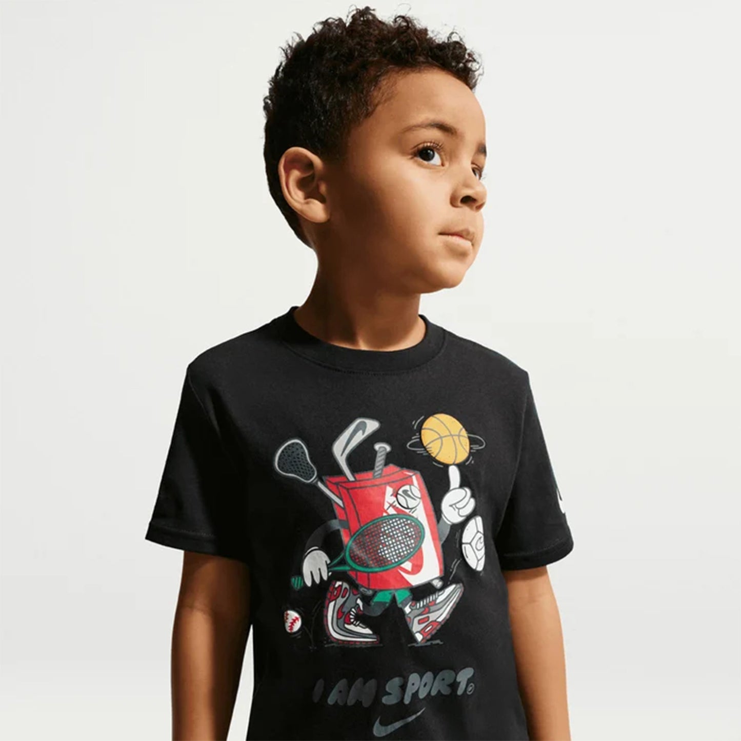 Nike Nkb I Am Sport Boxy Graphic Çocuk Siyah T-shirt