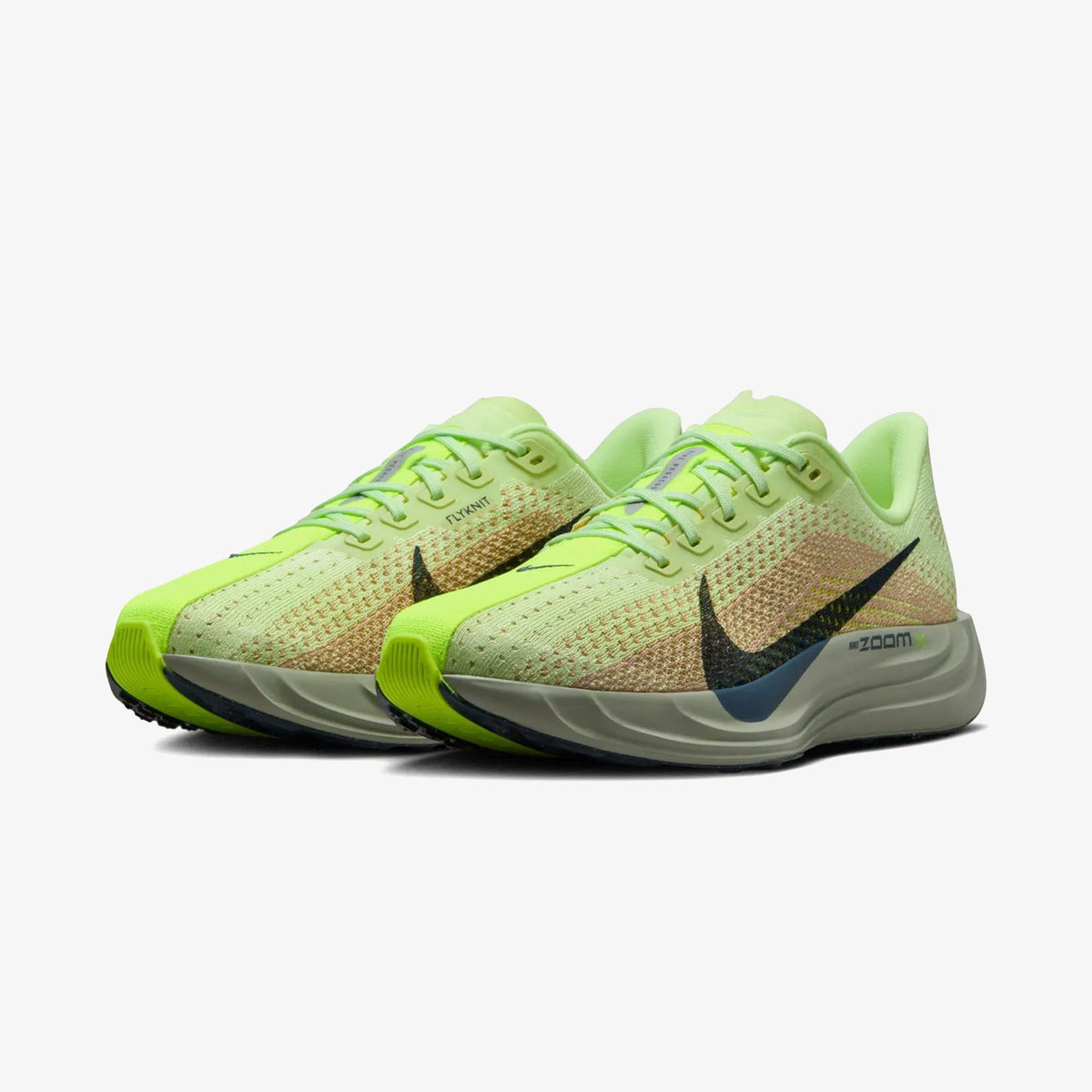 Nike Pegasus Plus Kadın Yeşil Koşu Ayakkabısı