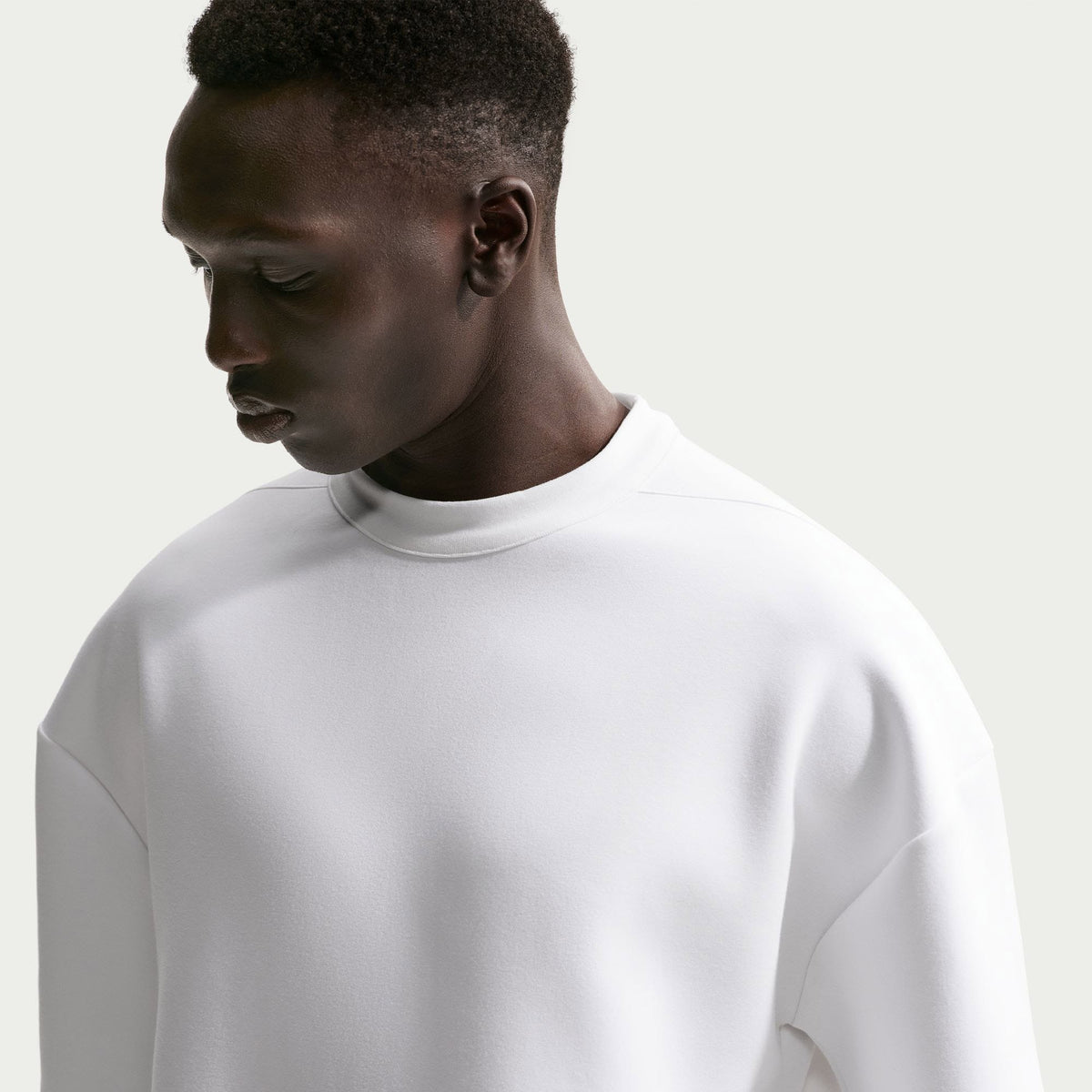 Nike 24.7 Impossiblysoft Dri-fıt Kısa Kollu Erkek Beyaz T-shirt